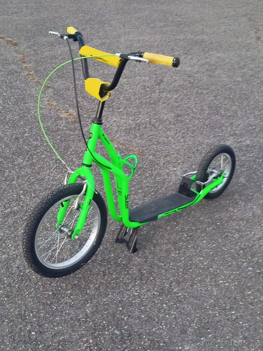 Koloběžka Insportline Suter SE zelená