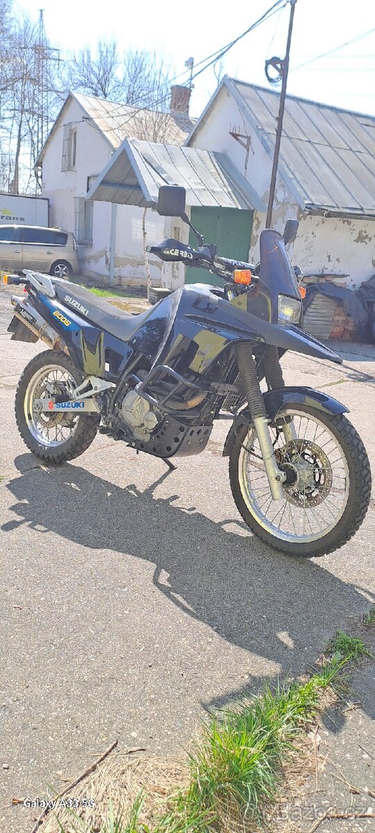 Suzuki dr 800 big