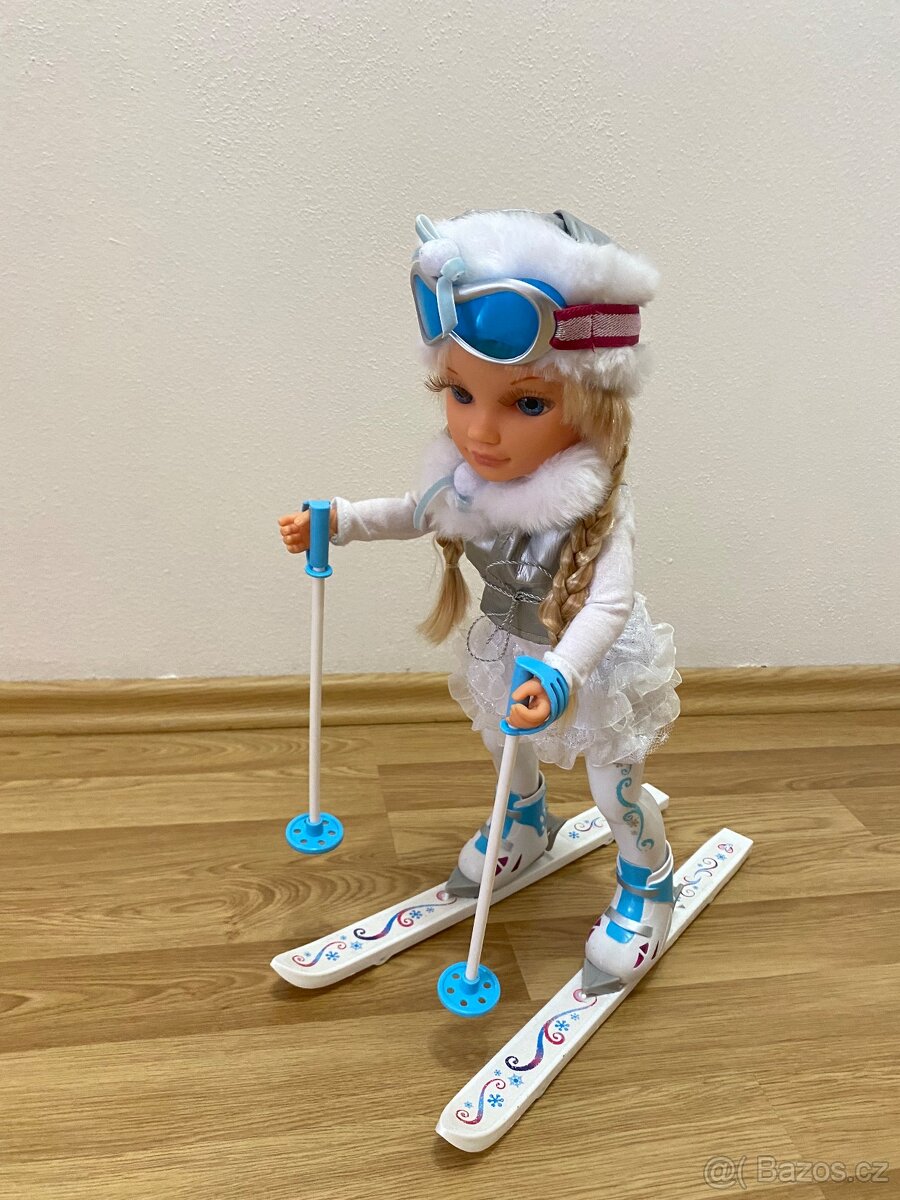 Panenka Nancy lyžařka