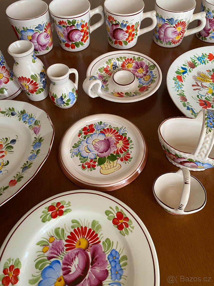 Bílá chodská keramika