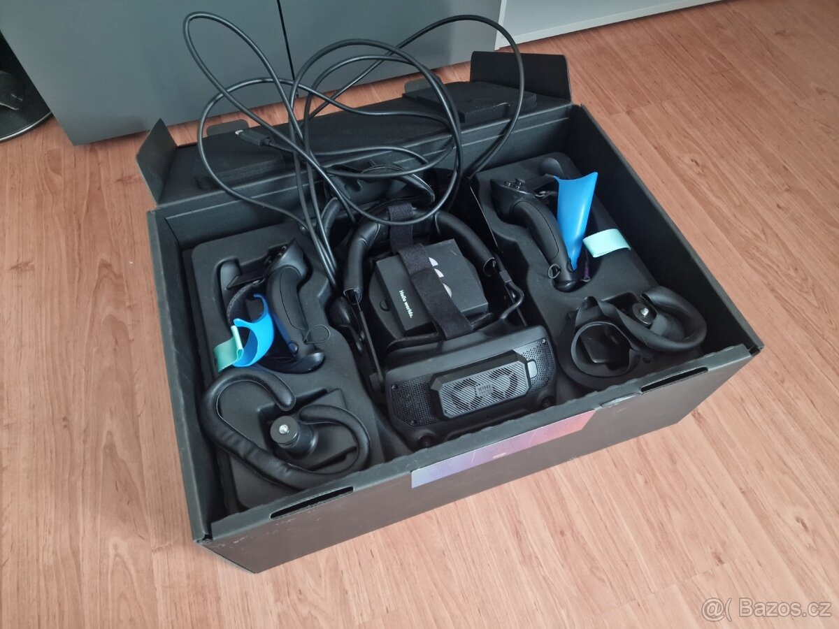 Valve Index – kompletní sada + příslušenství KIWI Design