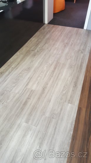 Vinylová plovoucí podlaha Dub bílý Geneva