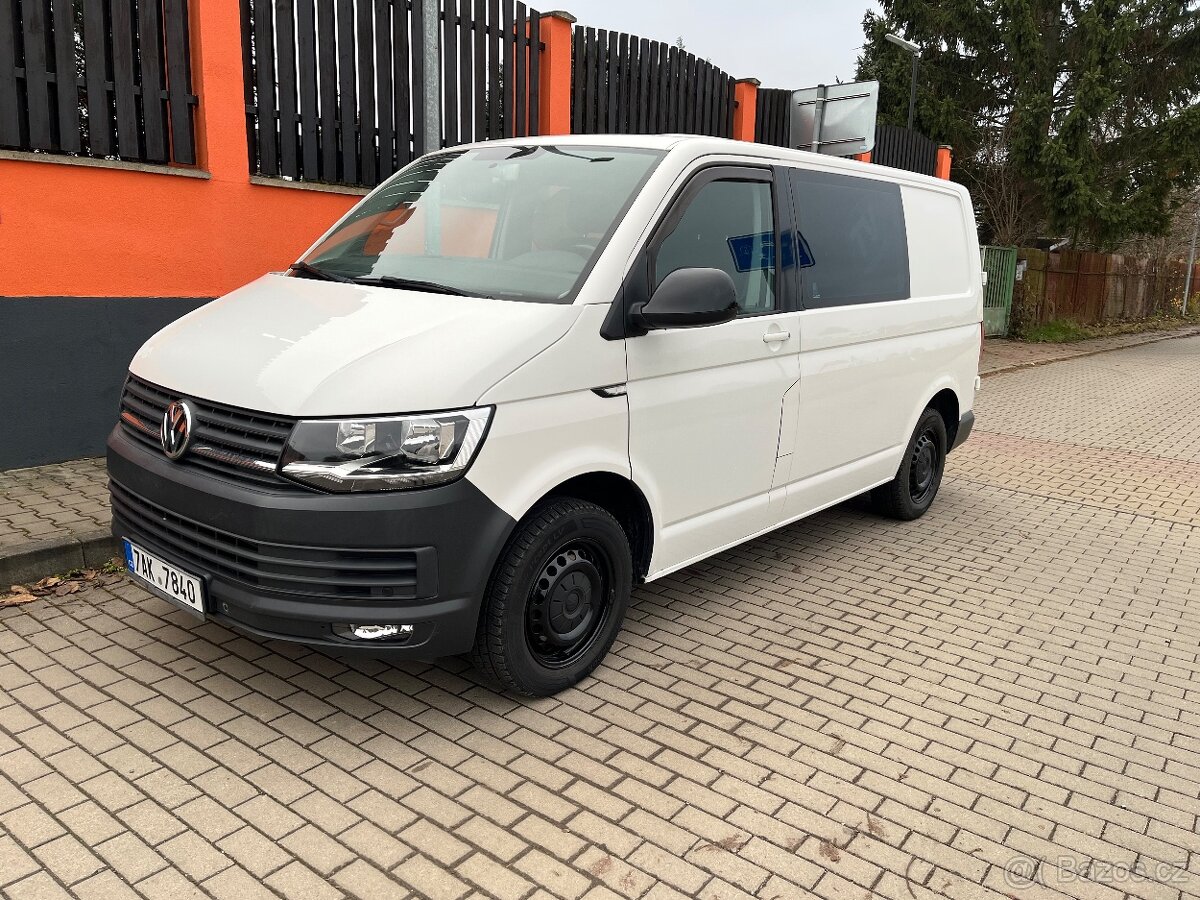 VW Transporter 2.0 TDi 110 kW ČR 5 Míst