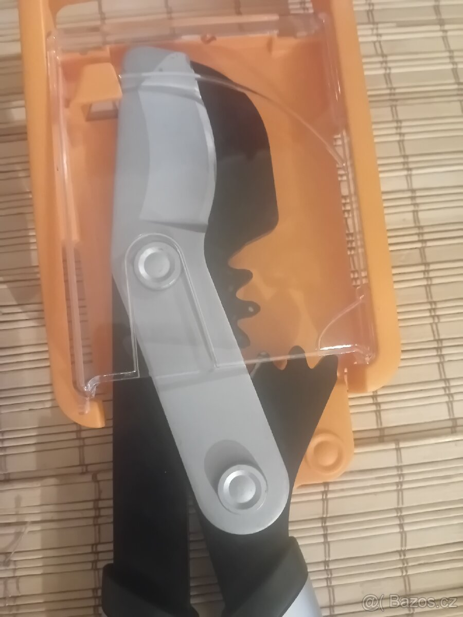 Nůžky na větve Fiskars