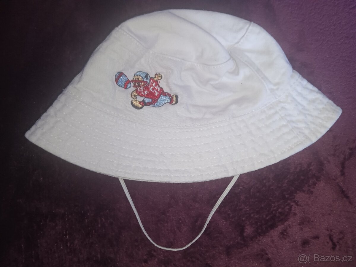 Chlapecký klobouček
