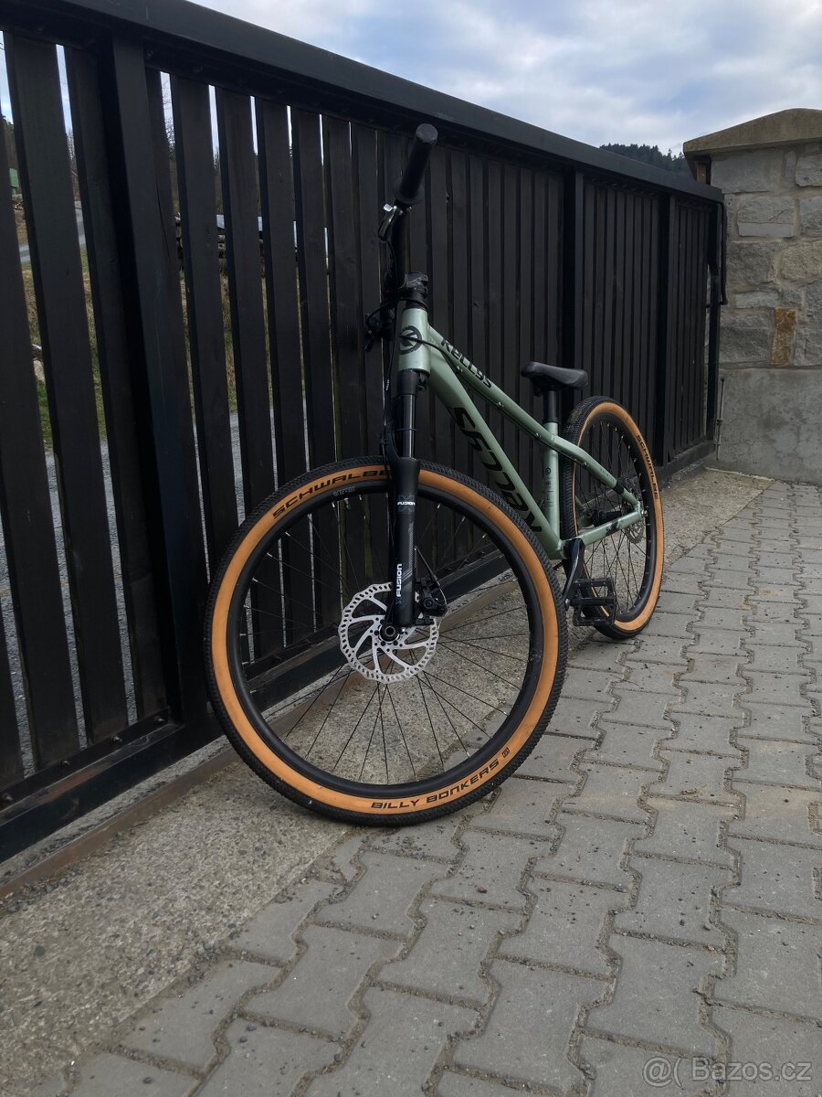 Kellys whip 70