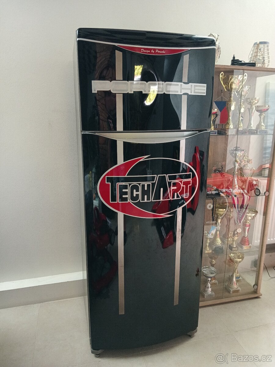 Prodám ledničku airbrush porsche Tech-art