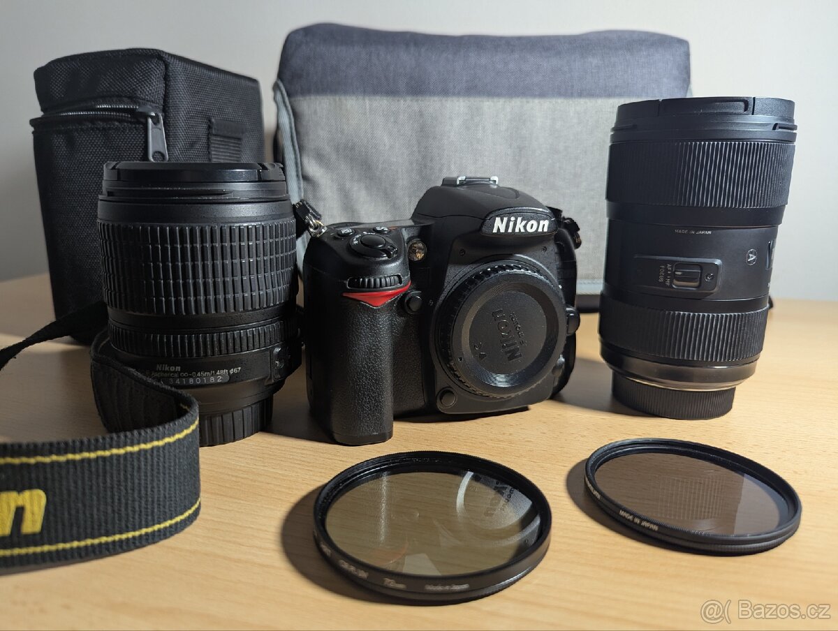 Zrcadlovka Nikon D7000, 2 objektivy a filtry brašna