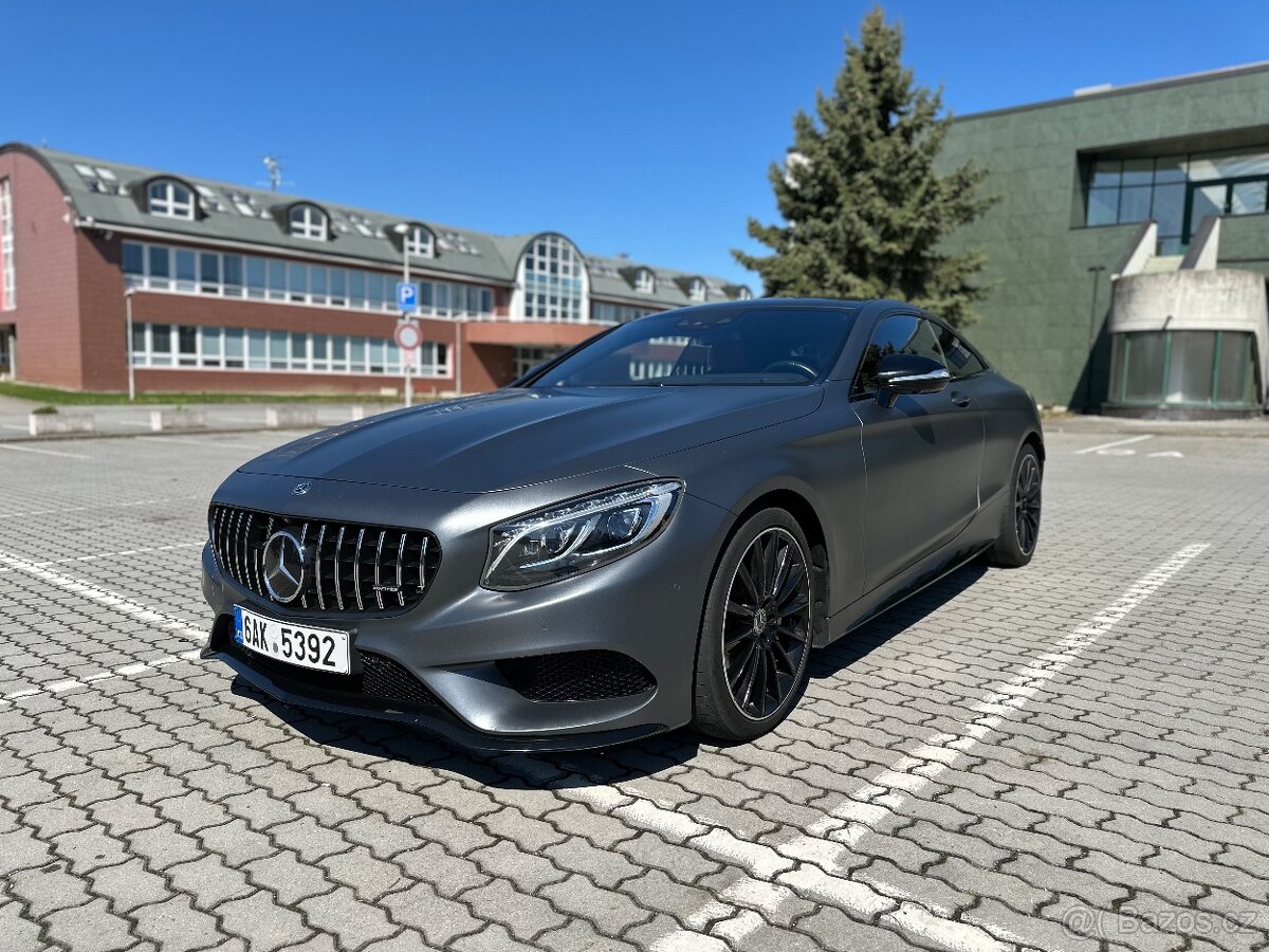 Mercedes-Benz Třídy S 500 4MATIC Coupe Night Edition-Designo