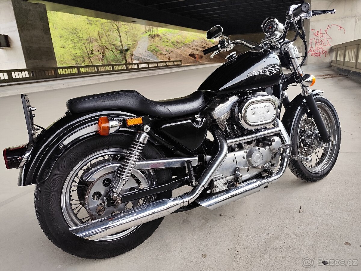 Harley Davidson 883