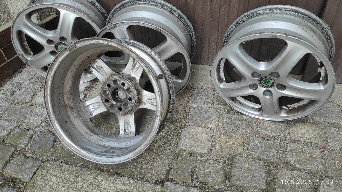 Prodám Al ráfky 195x65x15 z Octavie I
