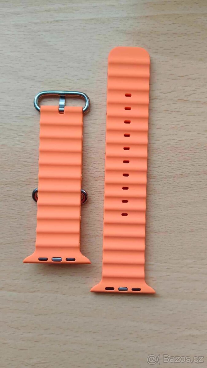 Apple Watch Ultra - oranžový řemínek