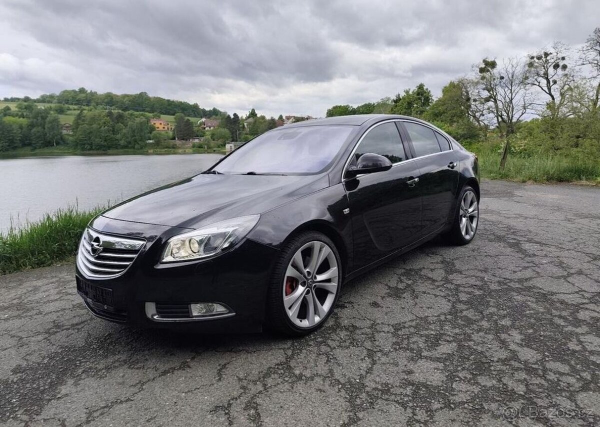 Opel Insignia 2.8 V6 4x4 kůže, navi benzín automat 191 kw