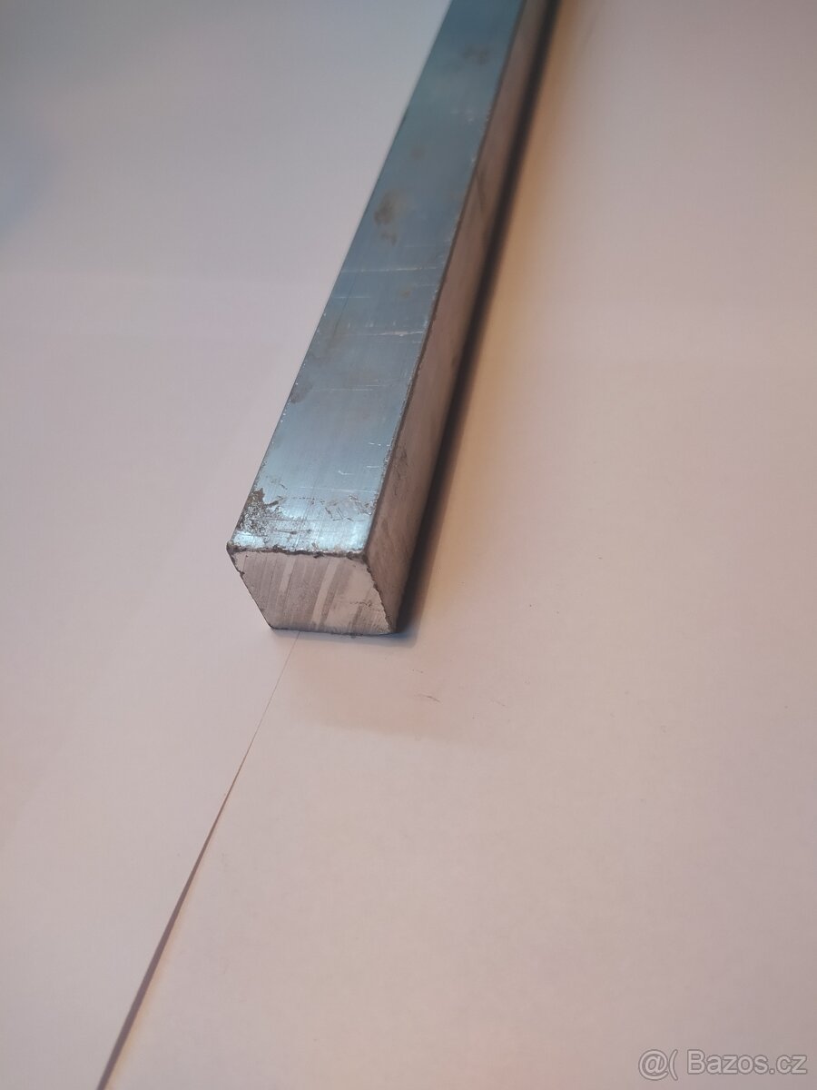 hglinik tyč 4hran 16x195mm