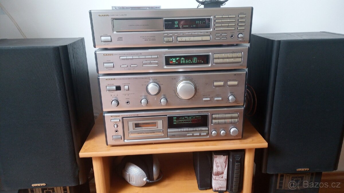 ONKYO hifi sestava 4 ks a repro 100W