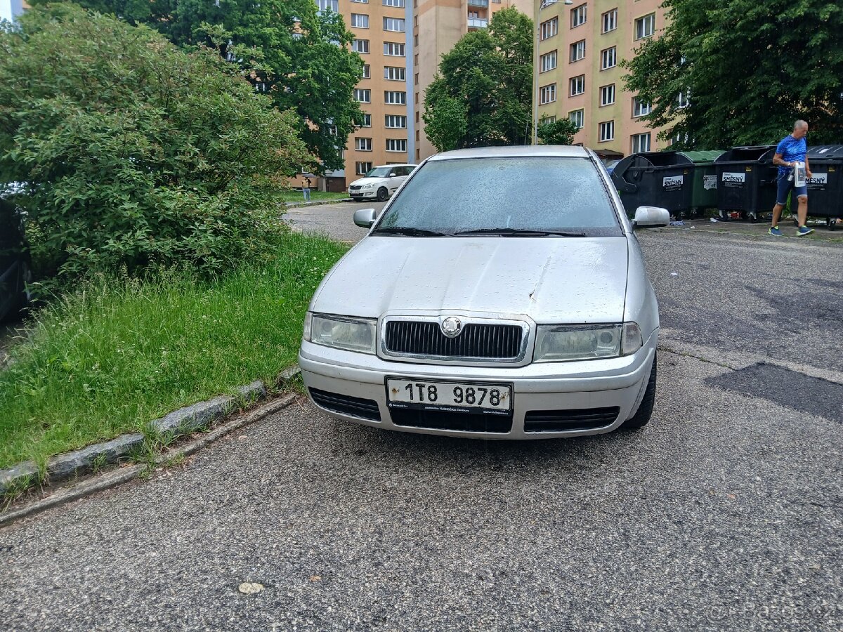 Škoda Octavia 1