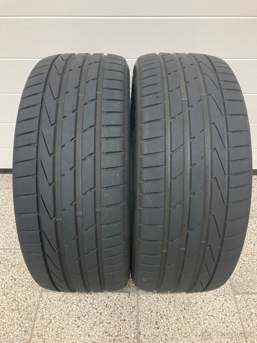 Prodam 2x pneu HANKOOK VENTUS S1 EVO2 / 225/45 R18