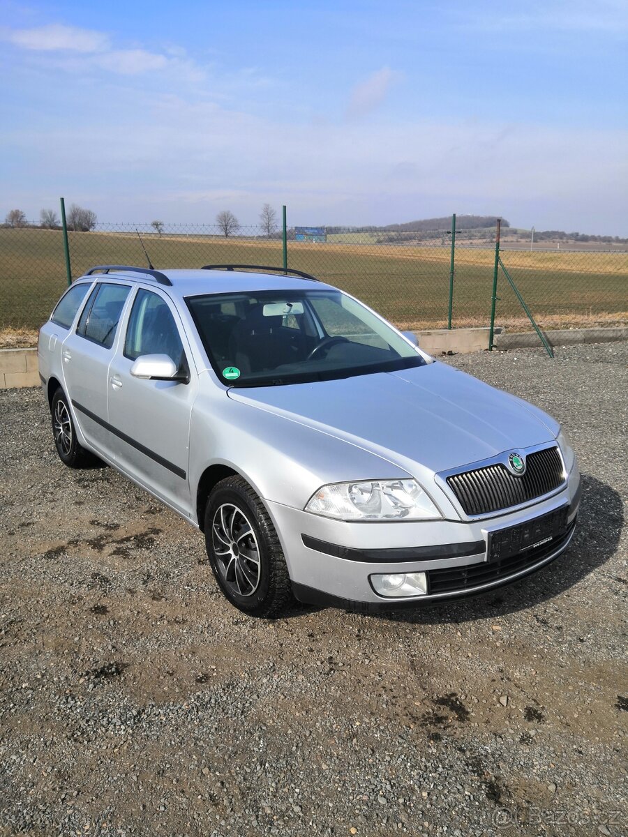 Octavia 1.8 TSI digi klima