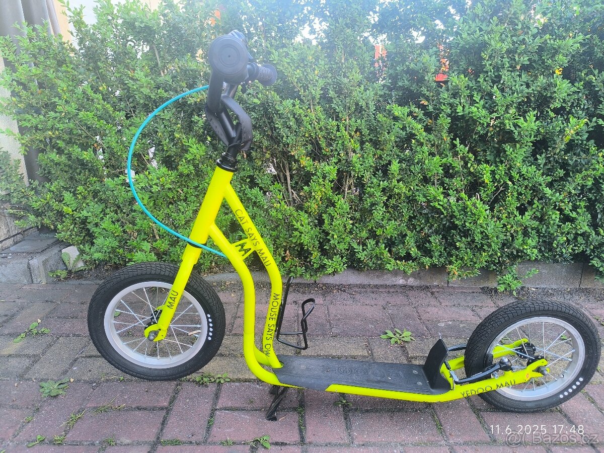 Koloběžka Yedoo Mau