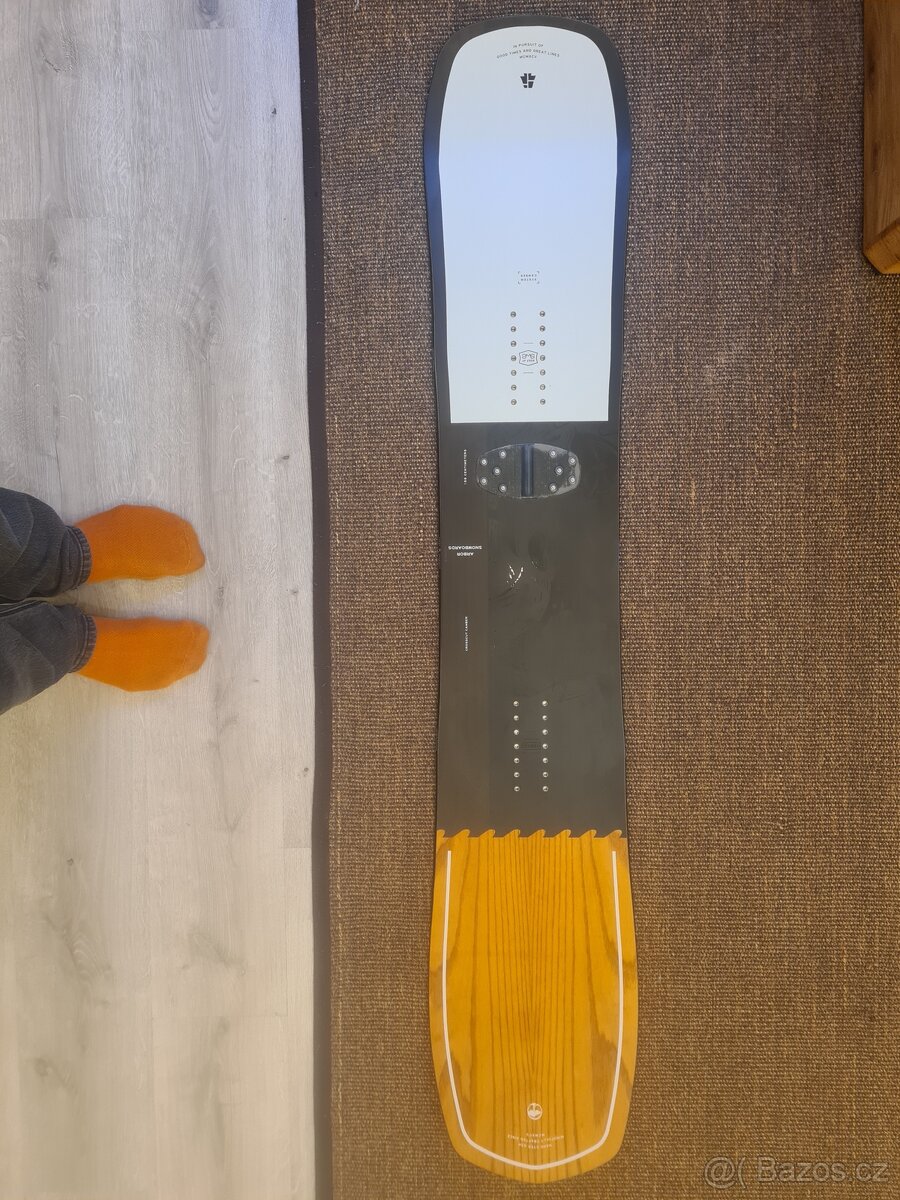 Arbor snowboard Crosscut Camber 158cm a vázání, nový set