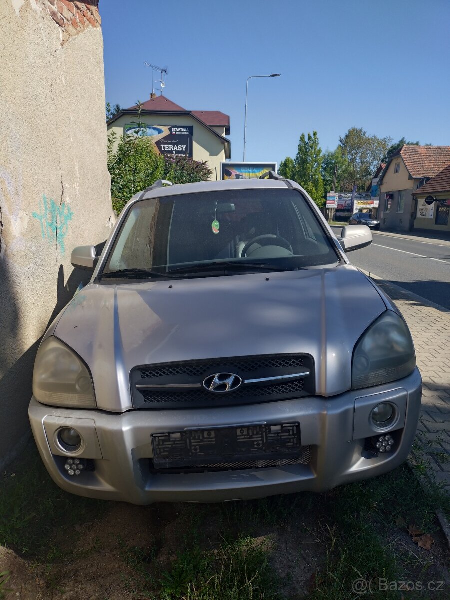 Hyundai tuscon na náhradní díly