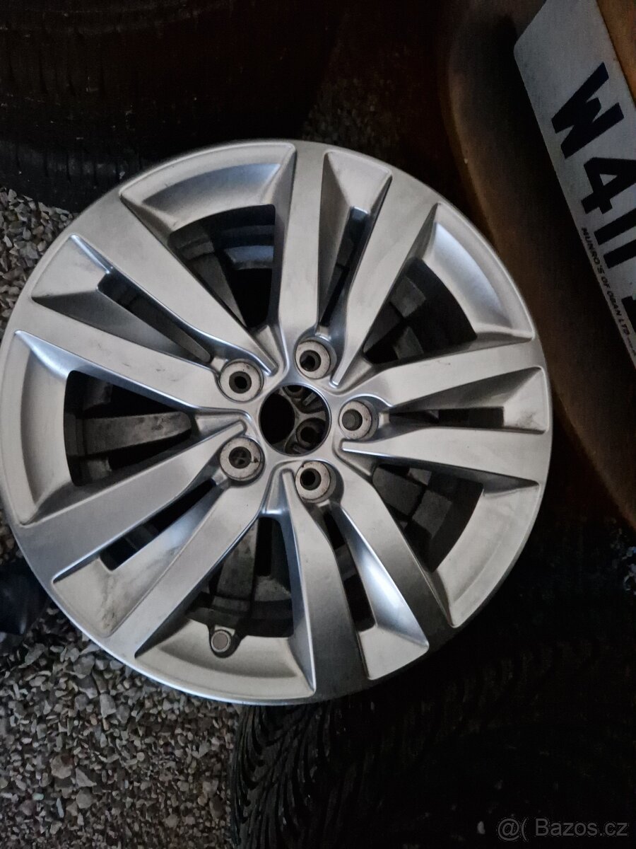 2ks originál ALU Peugeot 308 nová nikdy nenasazená R16