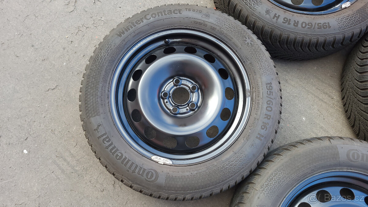 Téměř nová zimní kola Conti 16" 5x100 Scala, Kamiq