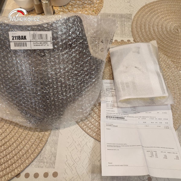 Yamaha MT-07 plexi a nosič