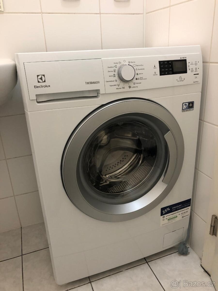 SLIM pračka Electrolux (40cm)