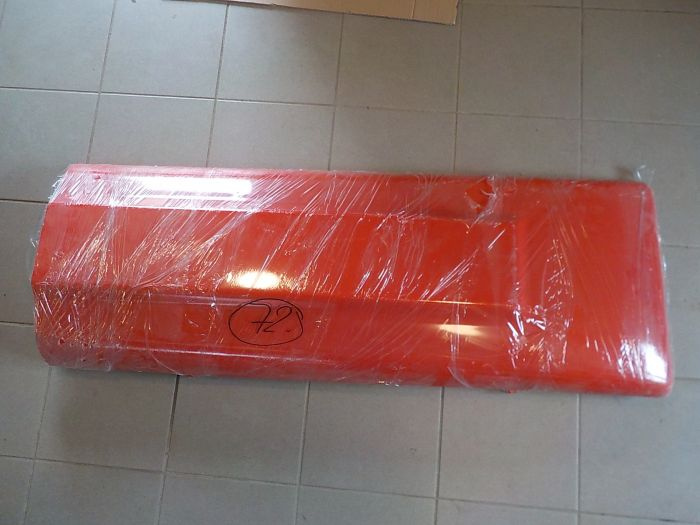 Kapotáž na Zetor 4611 - 6945 - červená - komaxit