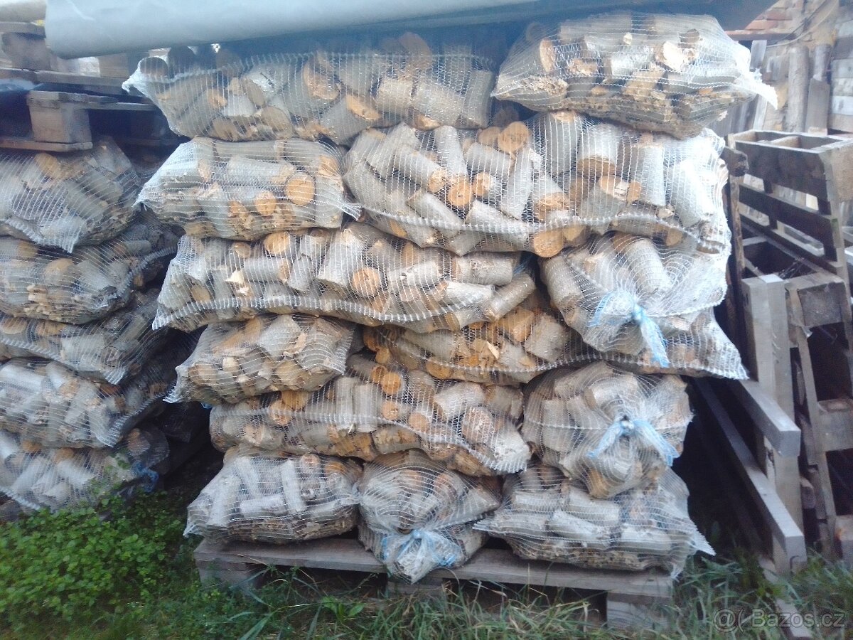 palivové dřevo špalíky pytlované od 80,-Kč za pytel