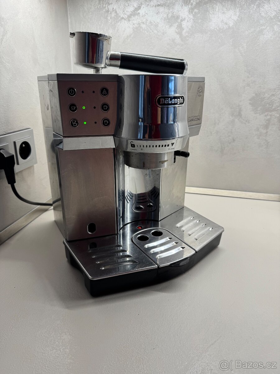 DeLonghi automatic capuccino