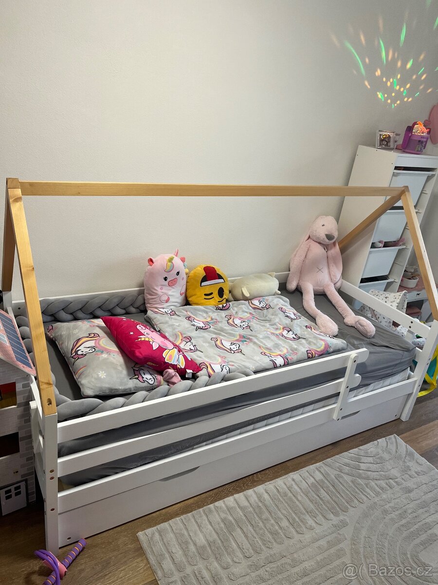 Postel 90x200 s vysuvnym rostem