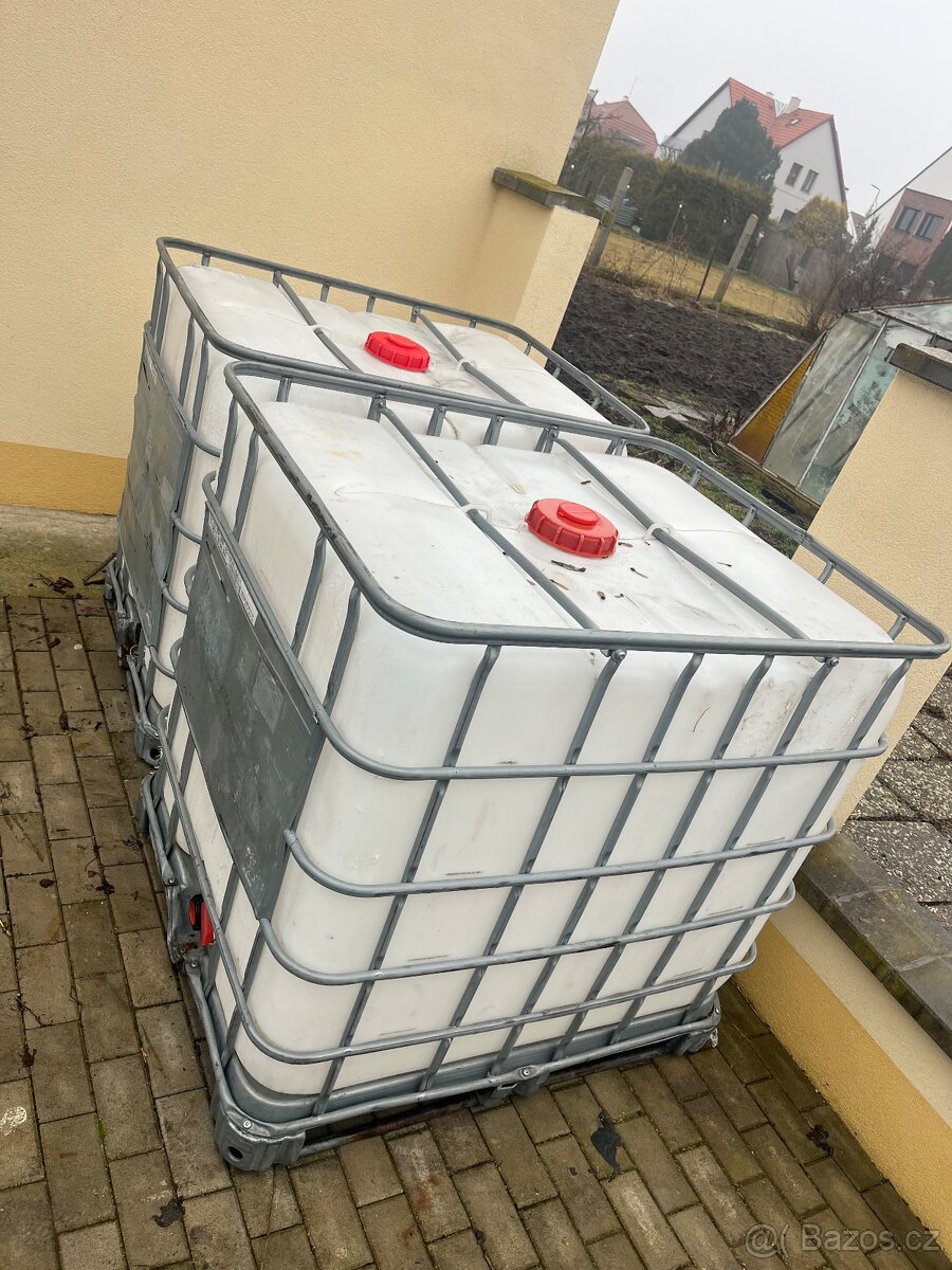 Nádrž na vodu Ibc 1000l