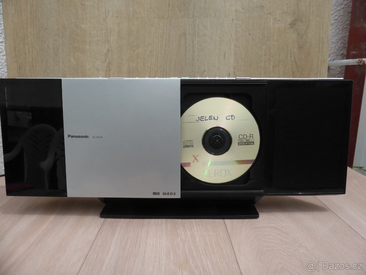 PANASONIC SC-HC35 elegantní vertikální mikrosystém