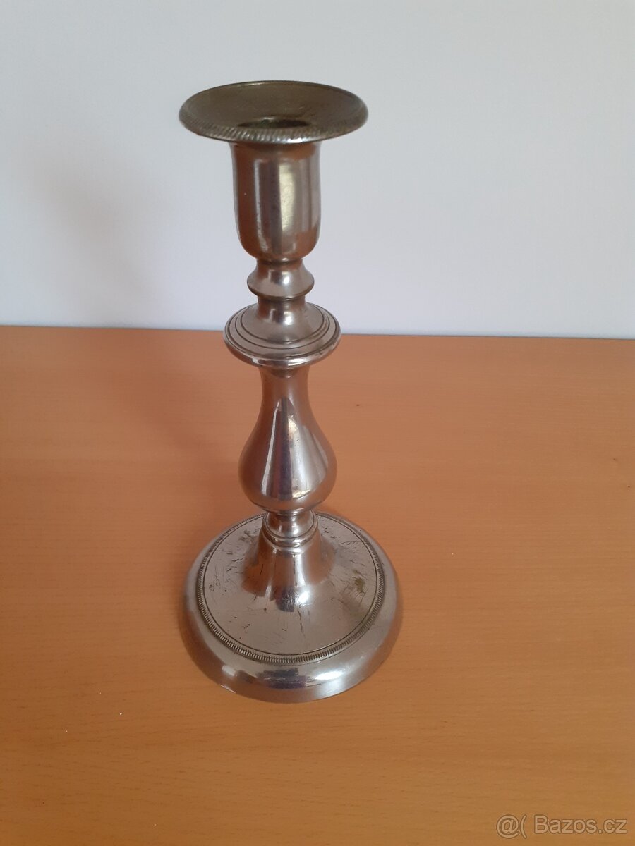 Prodáme mosazný svícen