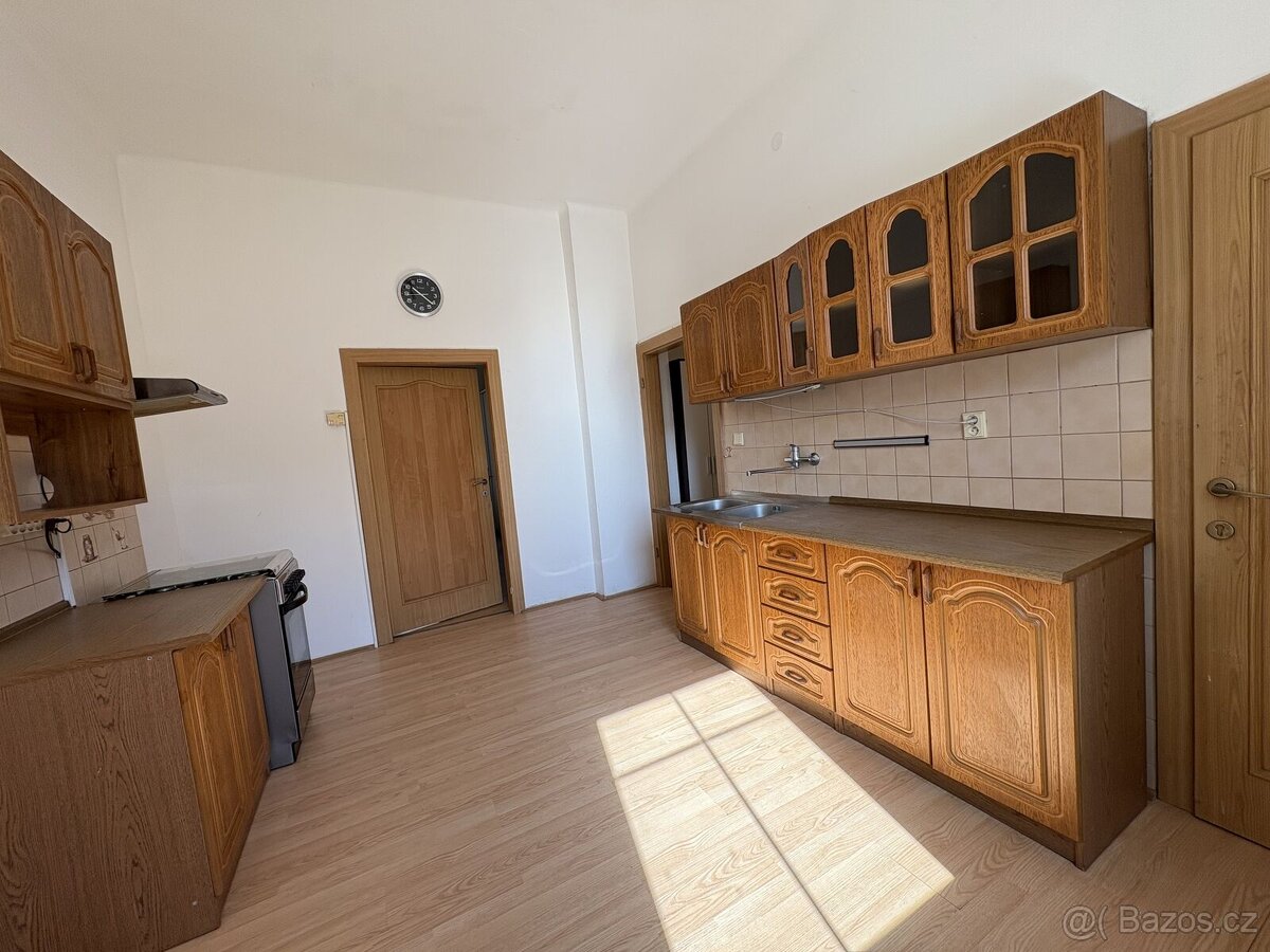 Pronájem, byt 2+1, 52 m2, Mírov