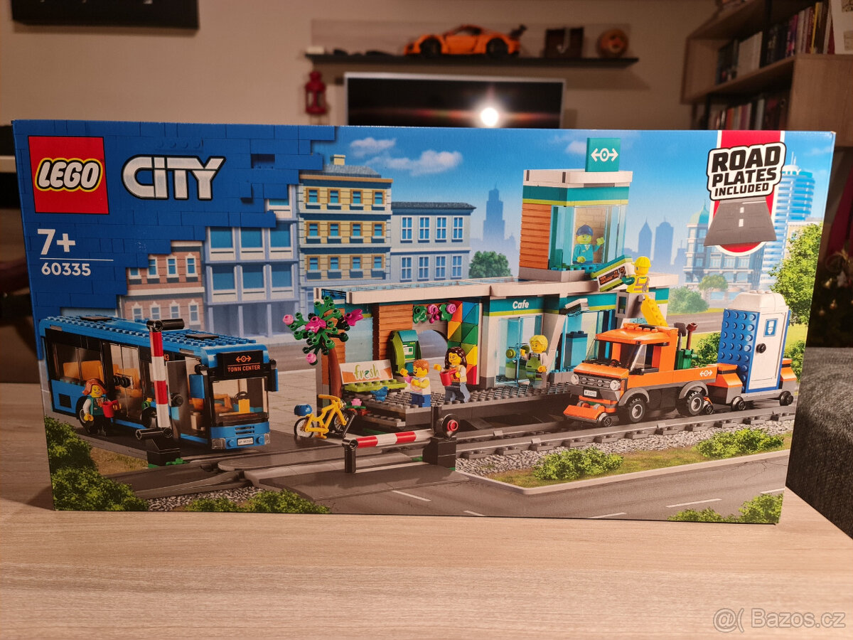 LEGO® City 60335 Nádraží nové (balíkovna za 30kč)