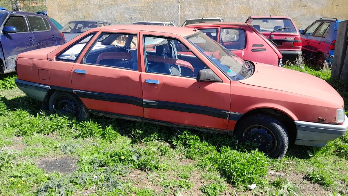 Renault 21 náhradní díly