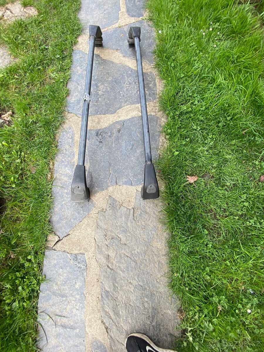 Příčníky na Renault Scenic