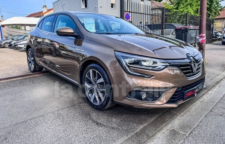RENAULT Megane IV dCi 110 ENERGY INTENS rok 04/2016