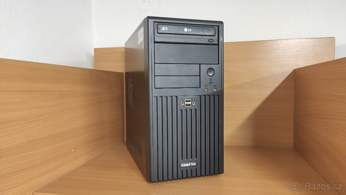 PC Chiftec intel core Windows 10 Pro 500 GB HDD -