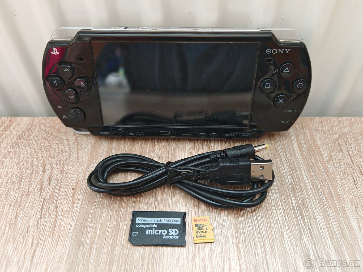 PSP PlayStation portable 2004
