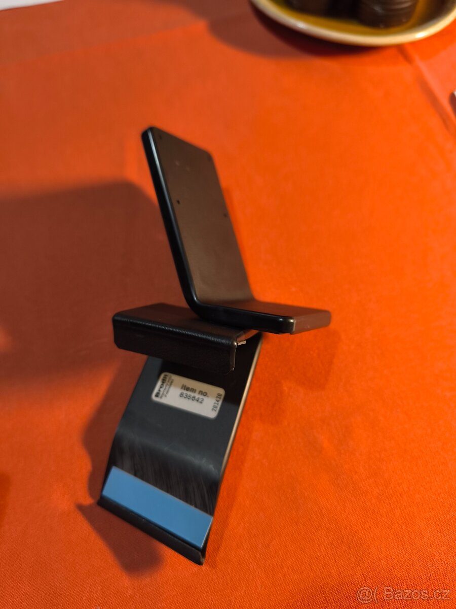 Držák mobilního telefonu Octavia 4