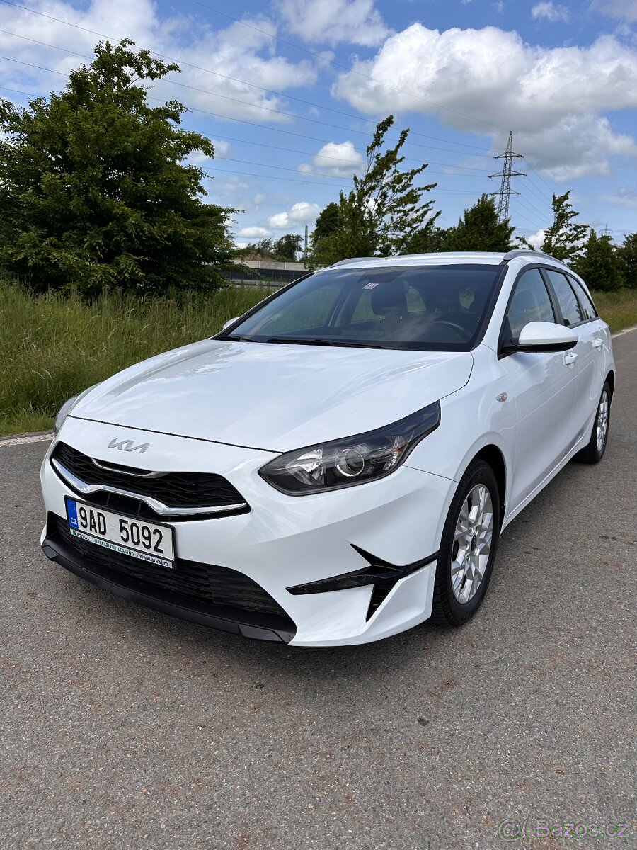 Prodám Kia Ceed SW 1.0 T-GDI ve výbavě Spin 5 let záruka