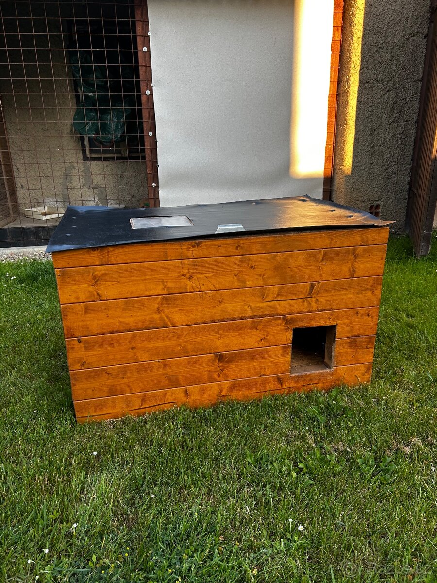 Zateplená psí bouda - nová