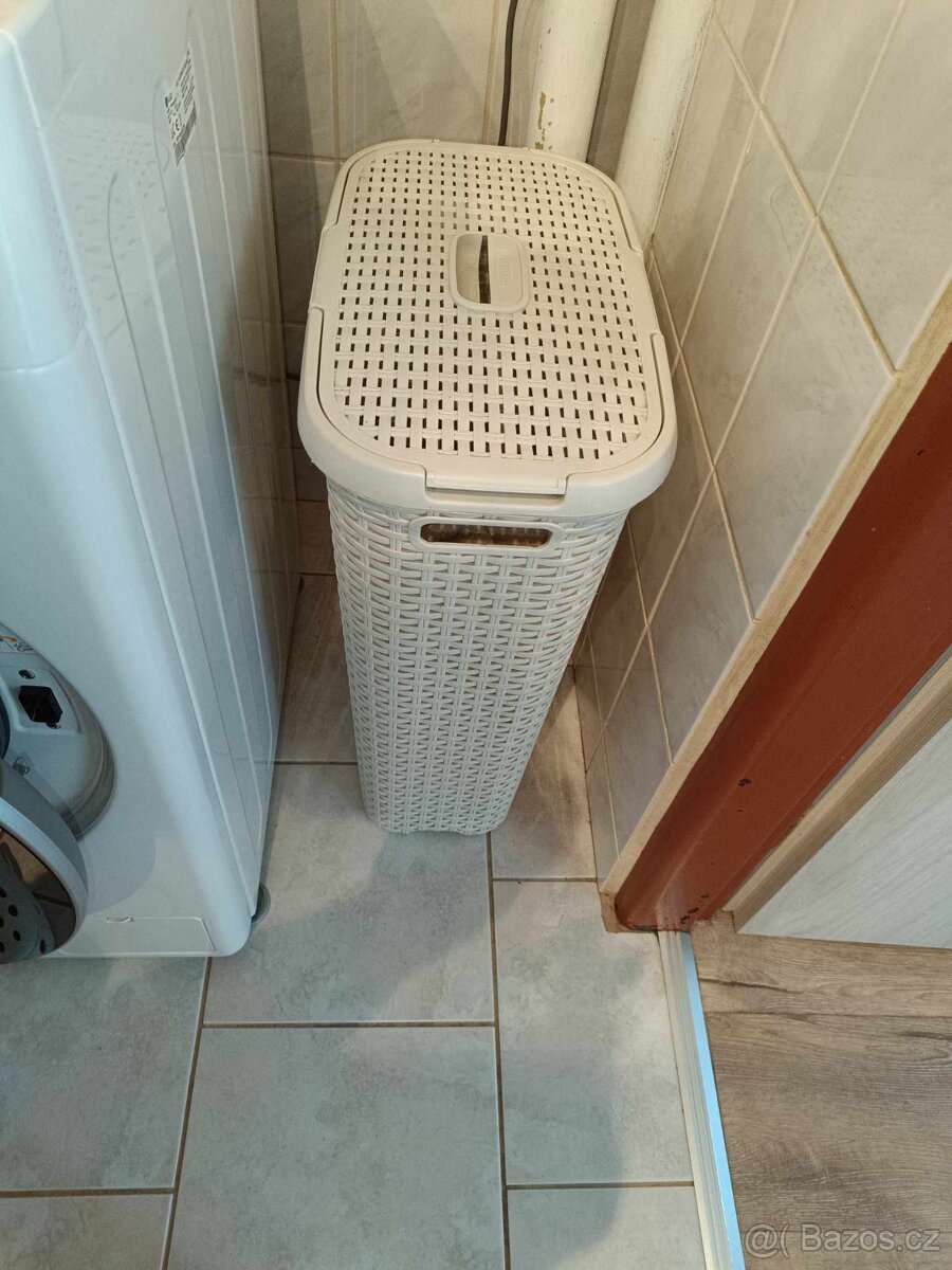 Koš na špinavé prádlo Rattan 40 l krémový