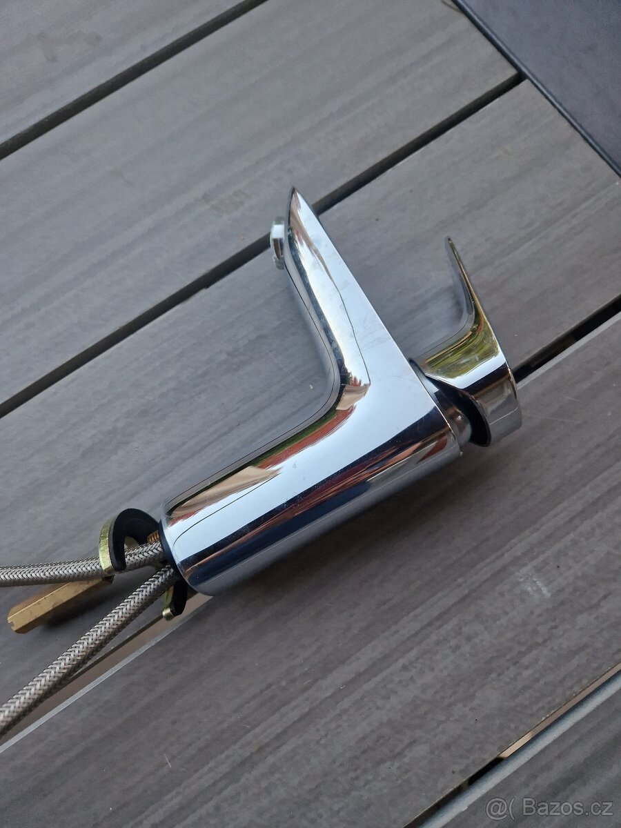 Umyvadlová baterie Hansgrohe, používaná kratce