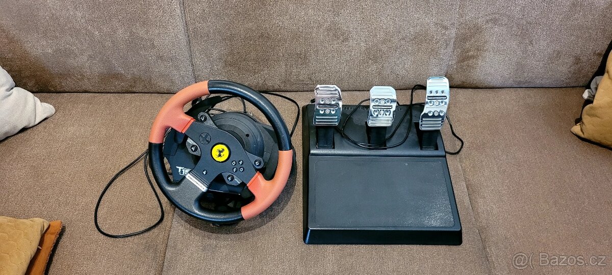 Volant Thrustmaster T-150 Ferrari + Thrustmaster T3PA