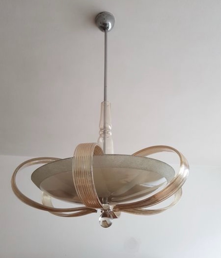 lustr Art deco